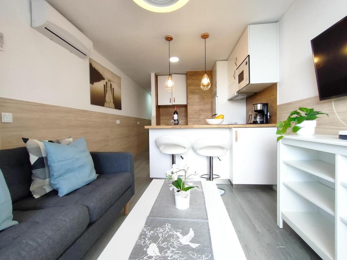 פלאייה דל אינגלז Light Blue Holiday Home מראה חיצוני תמונה